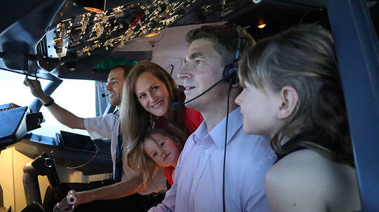 Boeing 737 Flight Simulator - 60 Minutes