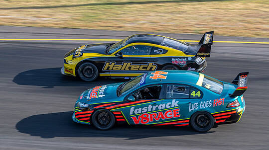 V8 Race Car Driving 6 Laps - Sydney