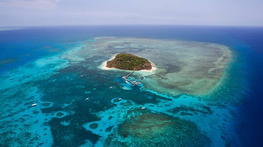 Great Barrier Reef Hopper Fixed Wing Flight - 40 Minutes