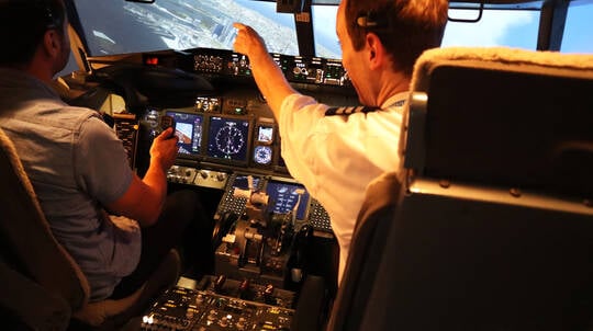 Boeing 737-800 Flight Simulator - 90 Minutes