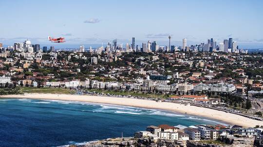 Seaplane Flight over Sydney Harbour and Palm Beach