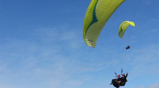 Tandem Paragliding Coastal Flight - 20 Minutes