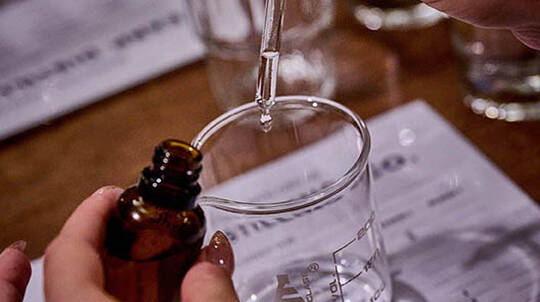 Blending Class with Take Home Bottles - 60 Minutes