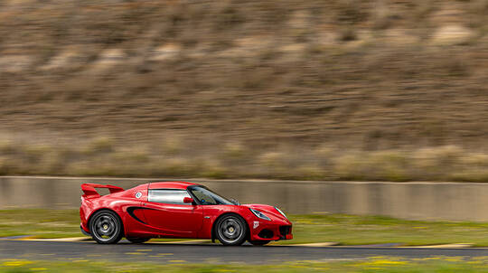 Cavallo Ferrari Supercar Drive - 4 Laps - Sydney