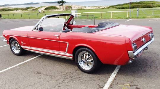 Ford Mustang Convertible Full Day Car Hire - Sydney