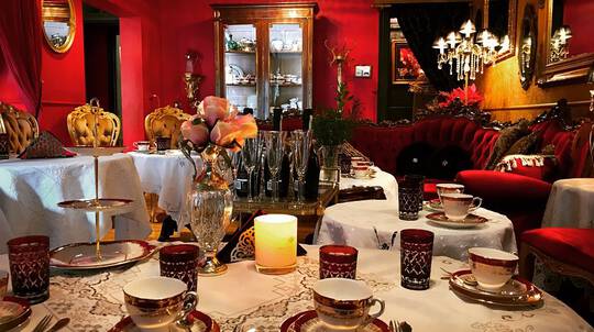 Petit High Tea with Bottle of Bubbles - For 2