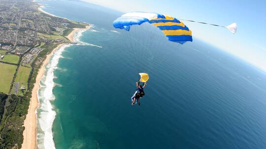 Skydive Over Wollongong Beach - Up To 15,000ft