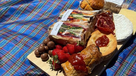 Phillip Island Mystery Picnic Experience - 4 Hours
