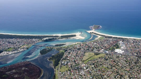 Scenic Helicopter Flight, 12 Minutes - Wollongong - For 2